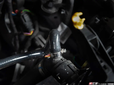 ECS Tuning ES#4460449 Комплект переноса шланга охлаждающей жидкости VAG 2.0T Evo4