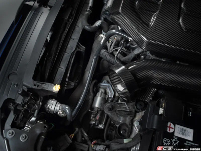 ECS Tuning ES#4460449 Комплект переноса шланга охлаждающей жидкости VAG 2.0T Evo4